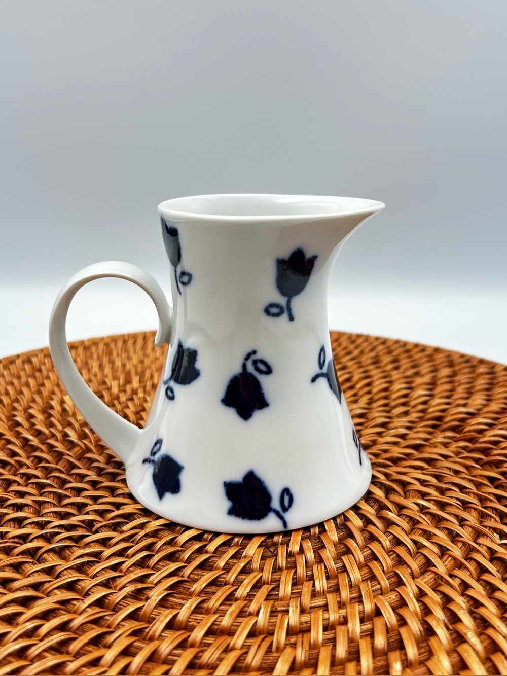 Block Bidasoa Variance Creamer Fine China Blue White Espana Spain 3.75"
